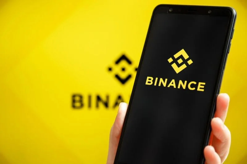 Binance's Billion-Dollar Mess: Trump Pardon and Illicit Crypto – What We Know